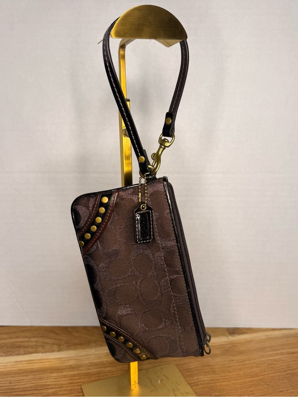 Coach Brown Signature C Jacquard Studded Wristlet Wallet Clutch Zip Top 🤎EUC🤎